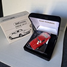 FERRARI 250 GT 1961 1/43 JOUEF EVOLUTION série luxe NEUVE + BOITE