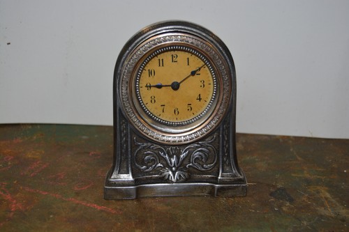 Petite horloge pendule style - horloge,