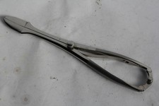 Pince perforateur Naegele