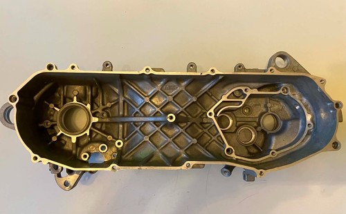 Carter moteur gauche origine - carter,