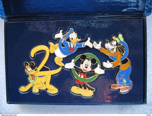 Petit coffret pin - pin's, walt