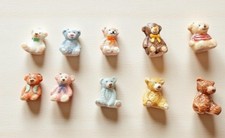 SERIE COMPLETE DE FEVES  AU