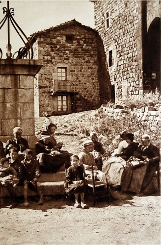 Auvergne dentellière puy - du,