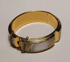 BIJOU VINTAGE BRACELET MANCHETTE OR DE TOLÈDE LUCITE CHAINETTE SECURITÉ # D150