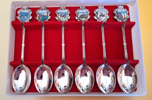 Petites cuillères de - 6,