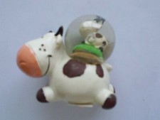   vache et son petit (boule à