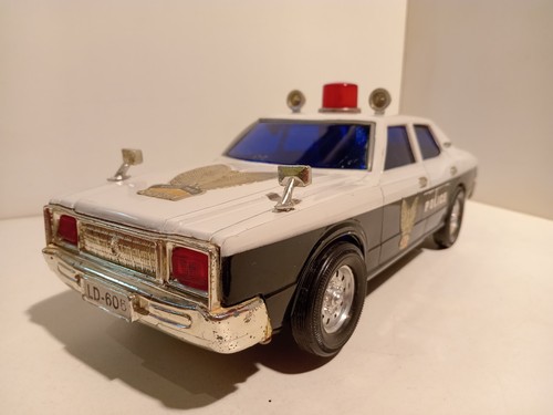 Plymouth fury police - l,