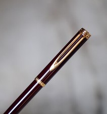 MAGNIFIQUE  STYLO ROLLER