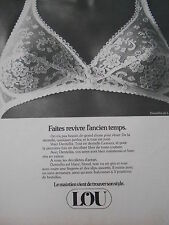 Publicité 1977  Lou soutien-gorge faite revivre l'ancien temps French AD