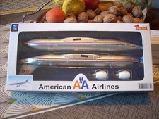 Boeing 777-200 - American