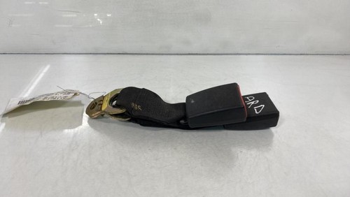 Attache ceinture arriere - , droit