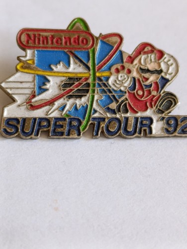 Pin nintendo super - pin's,