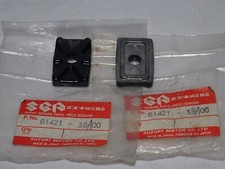 SUZUKI 61421-36A00 2 plaques