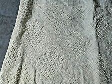 Jupon ancien dentelle losanges piqués plis