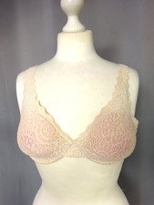 Soutien gorge armature corbeille dentelle DIM Taille FR85 US/UK32 EUR70 CUP C