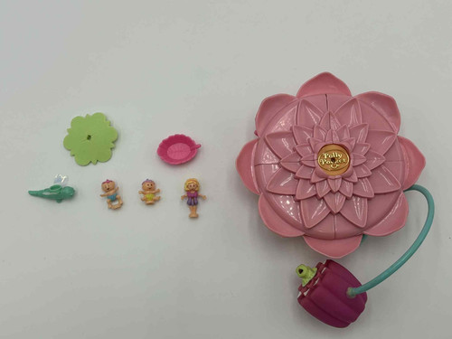Polly pocket fountain - pocket,