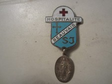 1 insigne religieux ancien BEAUVAIS LOURDES santé 