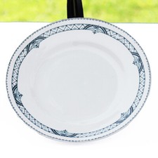 Ancienne assiette montée à