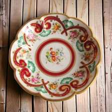 Paris, Le Tallec, Limoges. Coupe vide-poche en porcelaine décor de fleurs, XXe