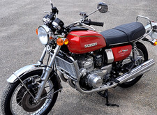 moto ancienne Suzuki 750 gt