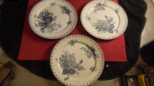 Lot de 3 assiettes plates en faience de Sarreguemines modèle Flore