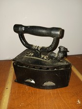 Ancien Fer A Repasser Coq En Fonte