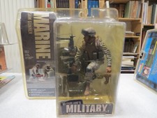 CA122 FIGURINE MCFARLANE MILITARY REDEPLOYED 2 MARINE BOITE SAW GUNNER