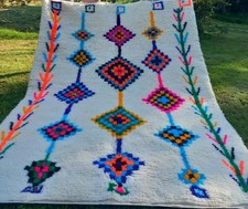 Tapis Azilal vibrant - Tapis marocain coloré en laine - Tapis marocain berbère p