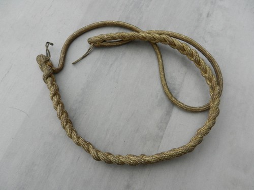 Fourragère militaire - fourragère,
