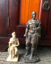 Anciennes statues GAIUS JULIUS CAESER ET MOISE A SANTINI EN RÉSINE