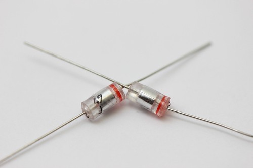Condensateur styroflex 47pf - condensateur,