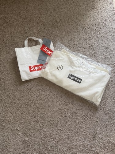 Supreme paris 10th - supreme,