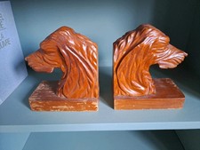 Serre-livres vintage en bois sculpté – tête de chien / lévrier – signés P. Belys
