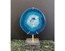 Plaque d'Agate bleu, Socle en
