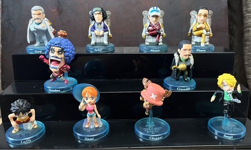 Lot mini figurines - one, piece