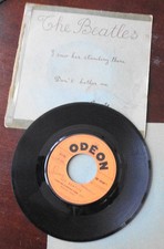 BEATLES - (2) 45 t. "I saw her standing there "+" Eleanor Rigby"