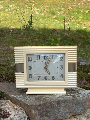 Horloge mécanique jaz - horloge,