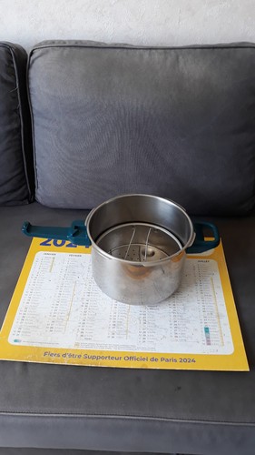Cuve poignees vertes - cuve, cocotte