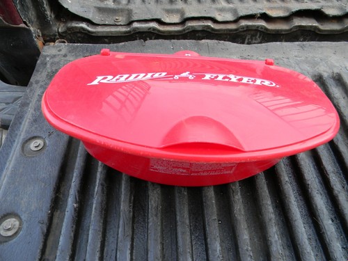 Radio flyer red tricycle - radio,