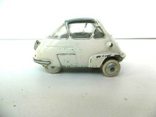 QUIRALU  RARE  ISETTA VELAM