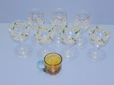-LOT de 8 PETITS VERRES CAVE à LIQUEUR dont 1 CHOPE GEORGES SAND COLLECTION   D