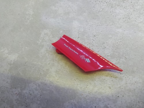 Flanc avant droit - 1/18, rouge