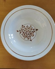 4 assiettes creuses faïence