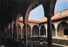 17 ILE D OLERON LA PERROTTE LE CLOITRE DU PRIEURE