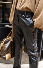 Pantalon BANDITAS from Marseille taille S/M cuir noir tres bon état