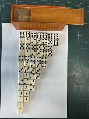 Ancien véritable jeu - véritable, de