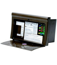 Chargeur De Batterie Pour Camping-Car WFCO WF-8725-AD 25 Ampères - Noir