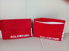  2 Pochettes/ trousses de maquillage CLARINS