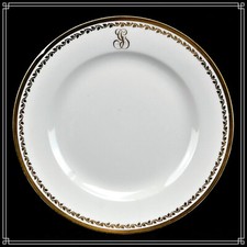ASSIETTE EN PORCELAINE DE