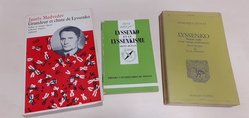 Lot livres sur - 3,